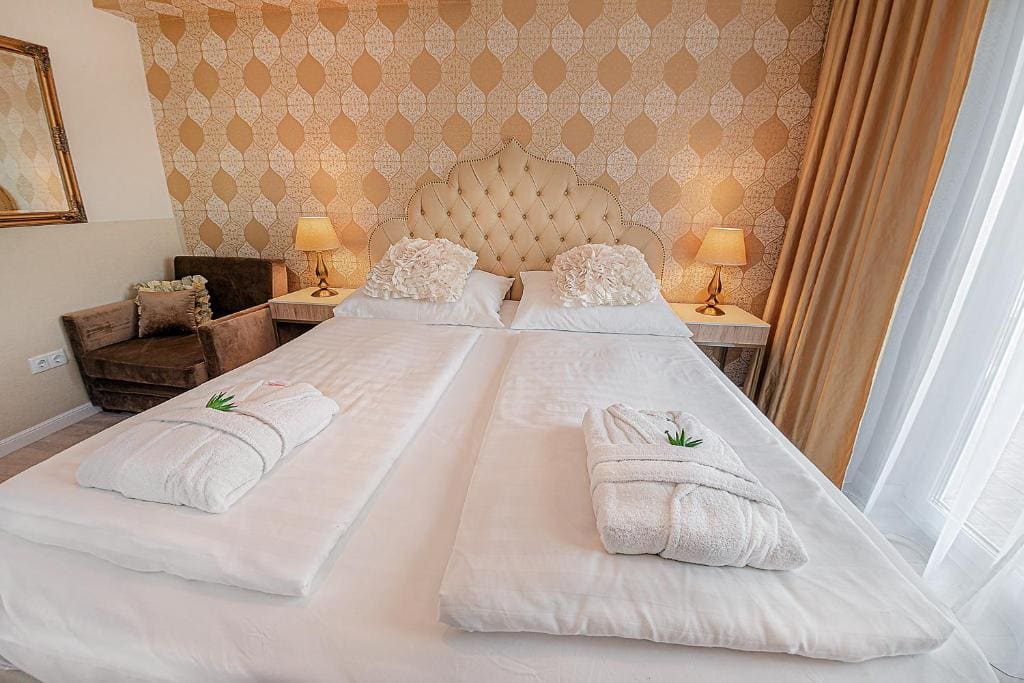 Superior Double Room room - Image 3