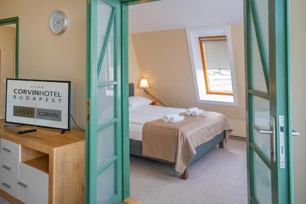 Suite room - Image 2