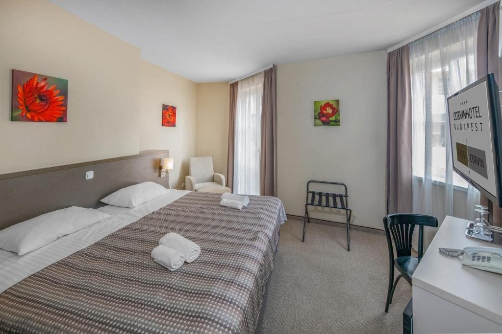 Standard Double Room room - Image 2