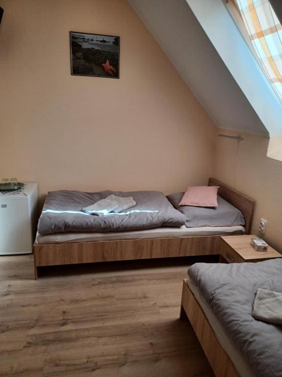 Family Room with Bathroom room - Image 2