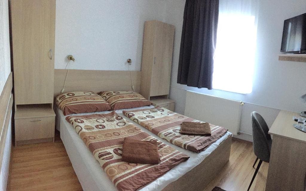 Double Room room - Image 2