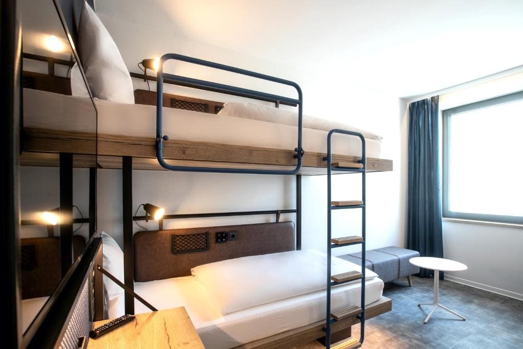 Quadruple Room room - Image 3