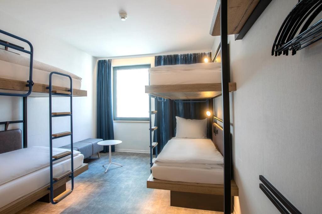 Quadruple Room room - Image 2