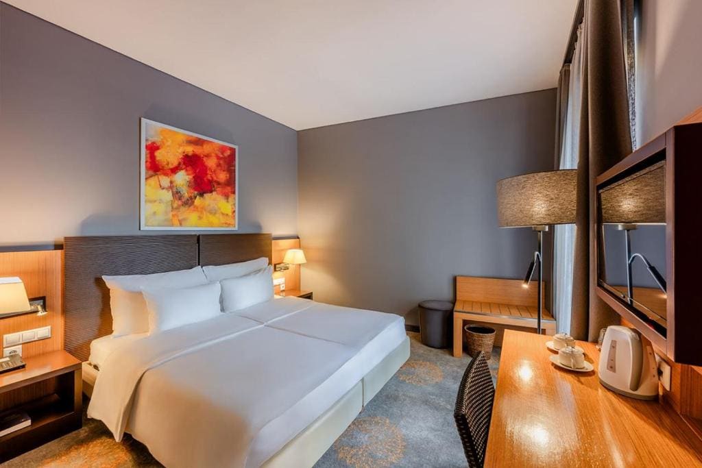 Standard Double or Twin Room room - Image 2