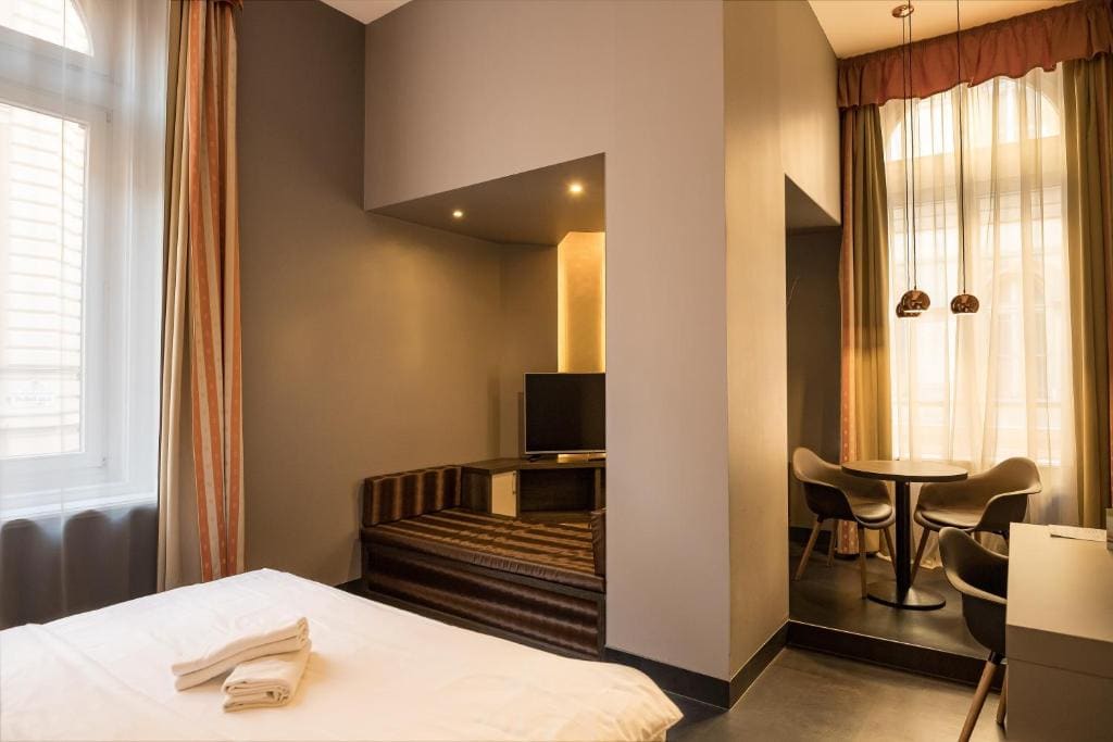 Deluxe Double Room room - Image 1