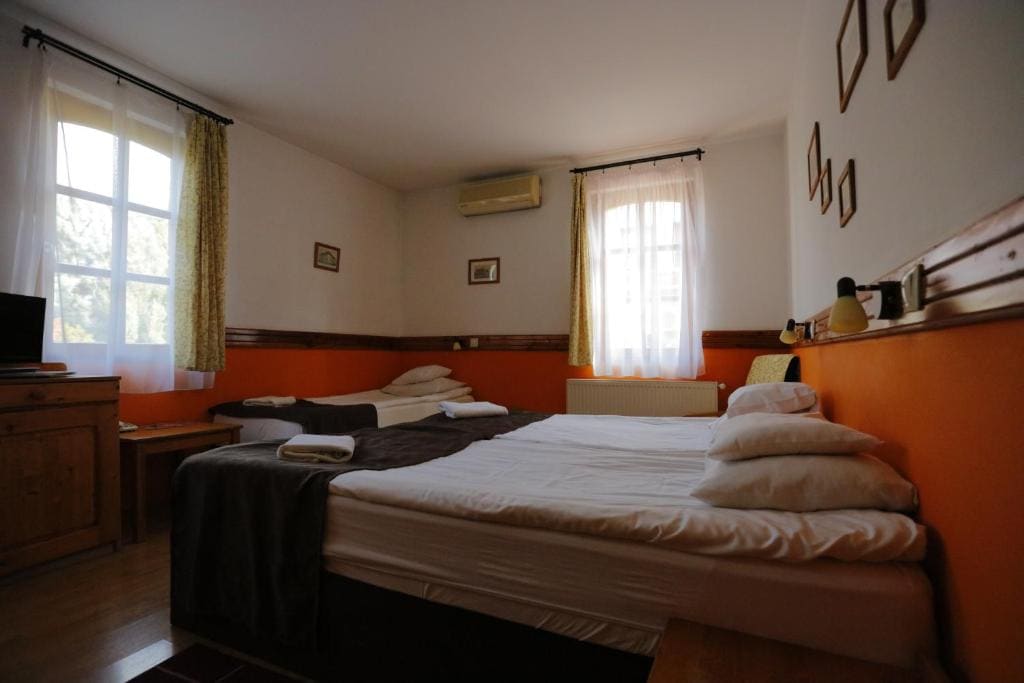 Triple Room with Garden View room - Image 1