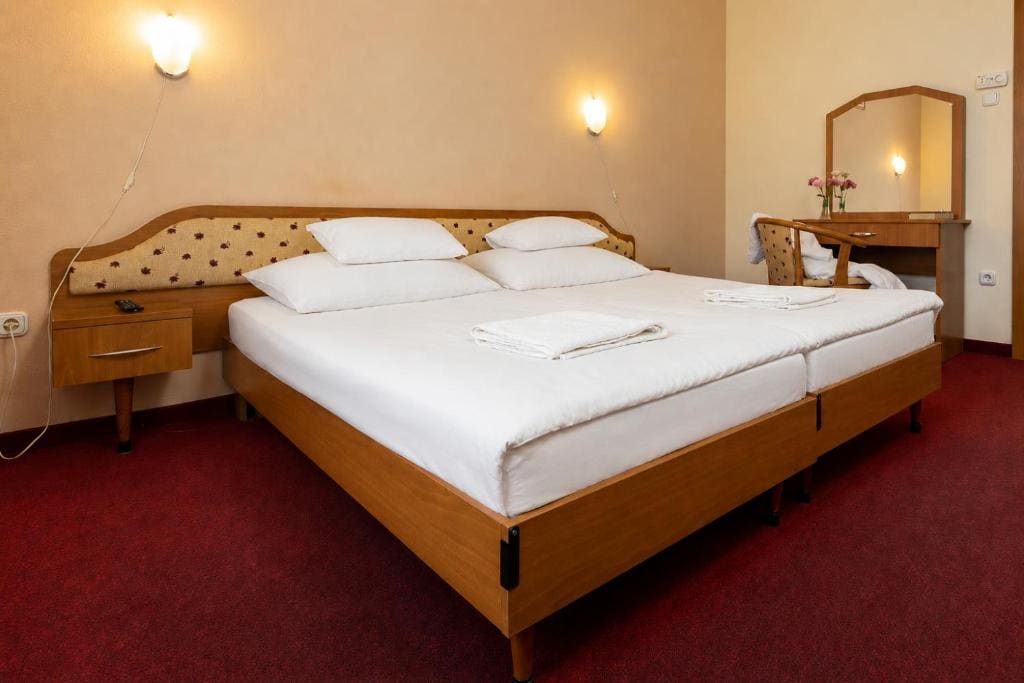 Twin Room room - Image 3