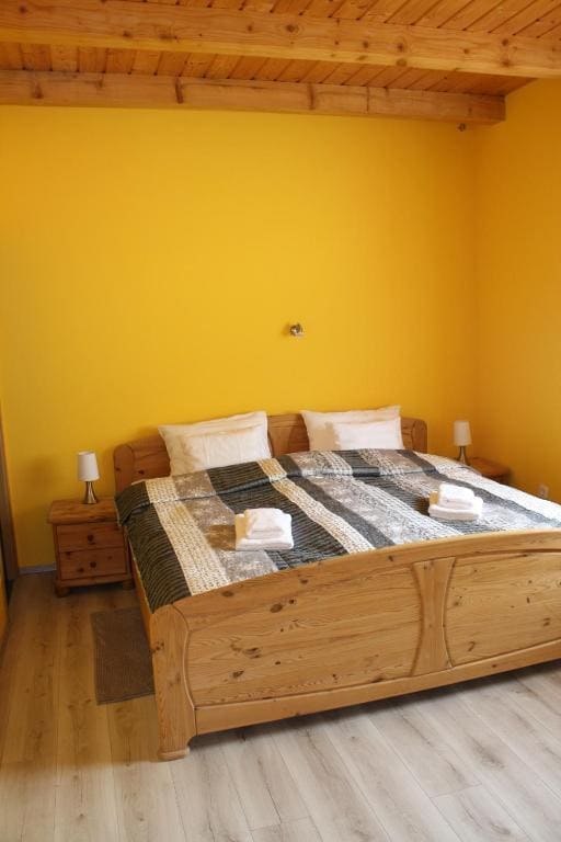 Deluxe King Room room - Image 2