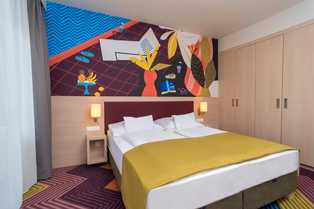 Standard Double or Twin Room (2 Adults) room - Image 3