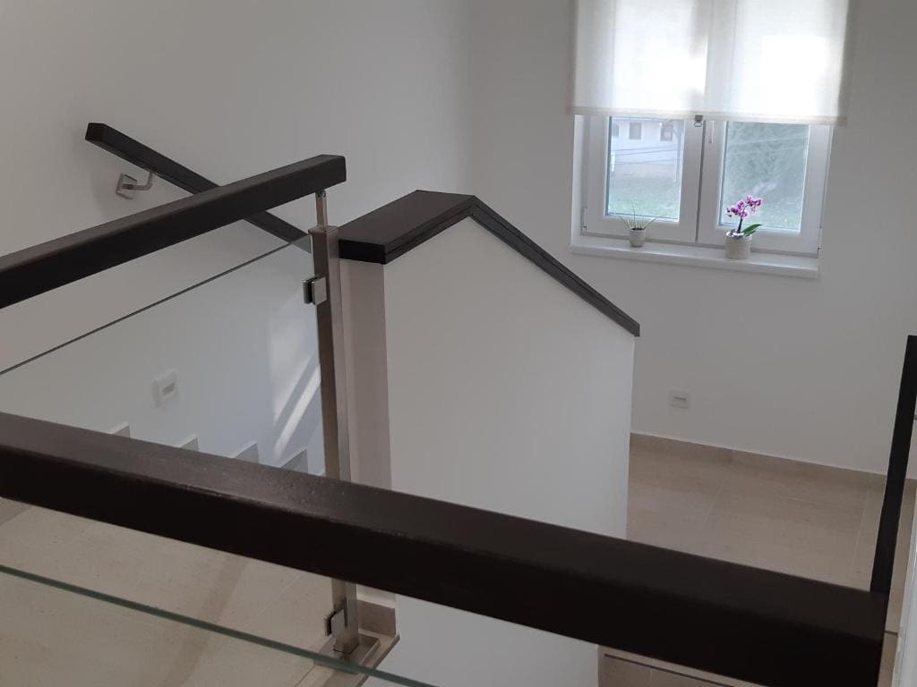 Queen Room with Balcony room - Image 3