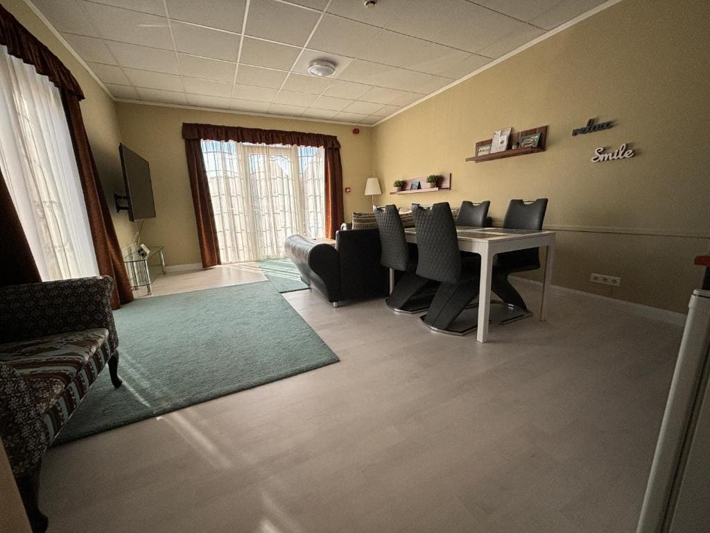 One-Bedroom Apartment room - Image 3
