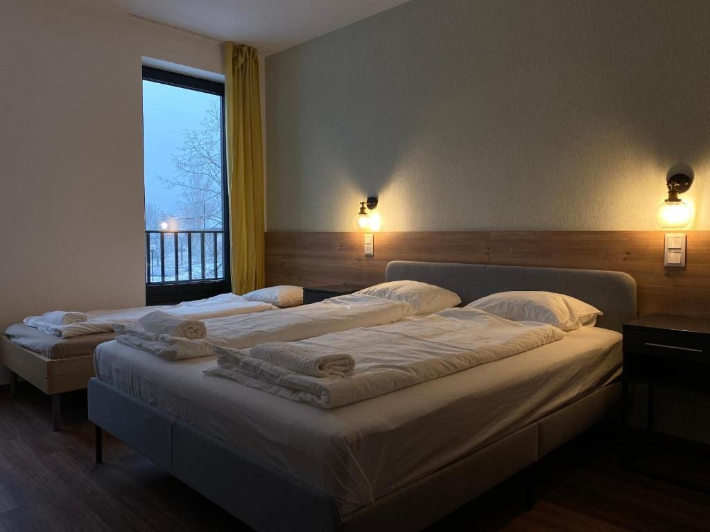 Deluxe Triple Room room - Image 2