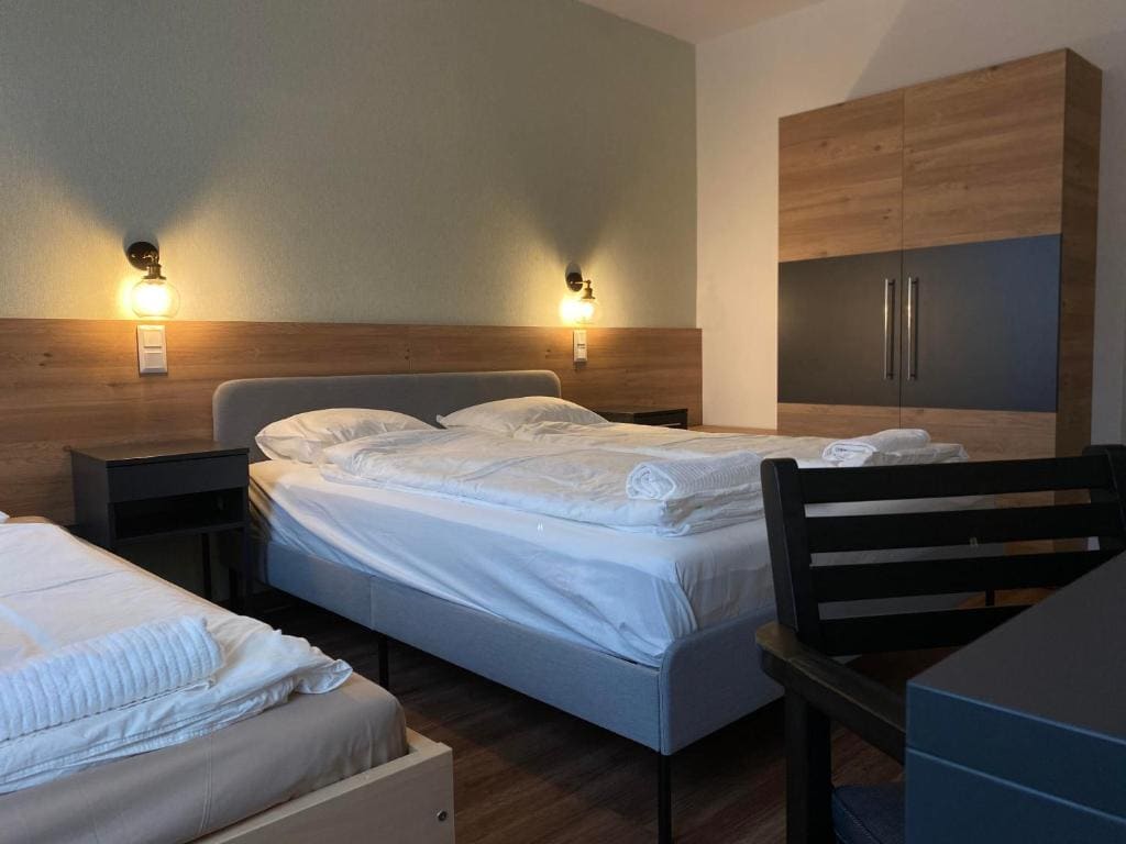 Deluxe Triple Room room - Image 1