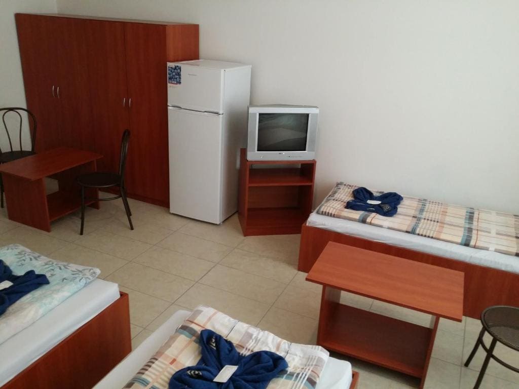Quadruple Room room - Image 1