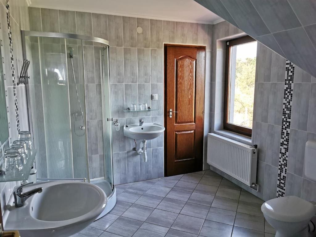 Family Room with Shower room - Image 1