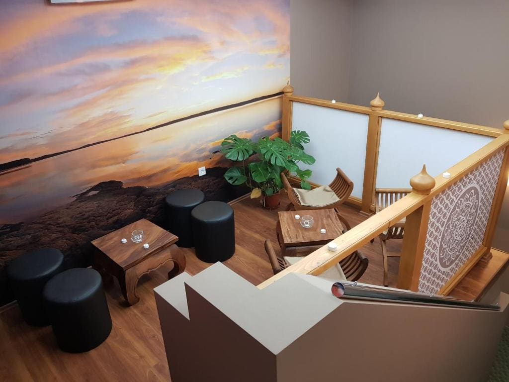 One-Bedroom Apartment room - Image 3