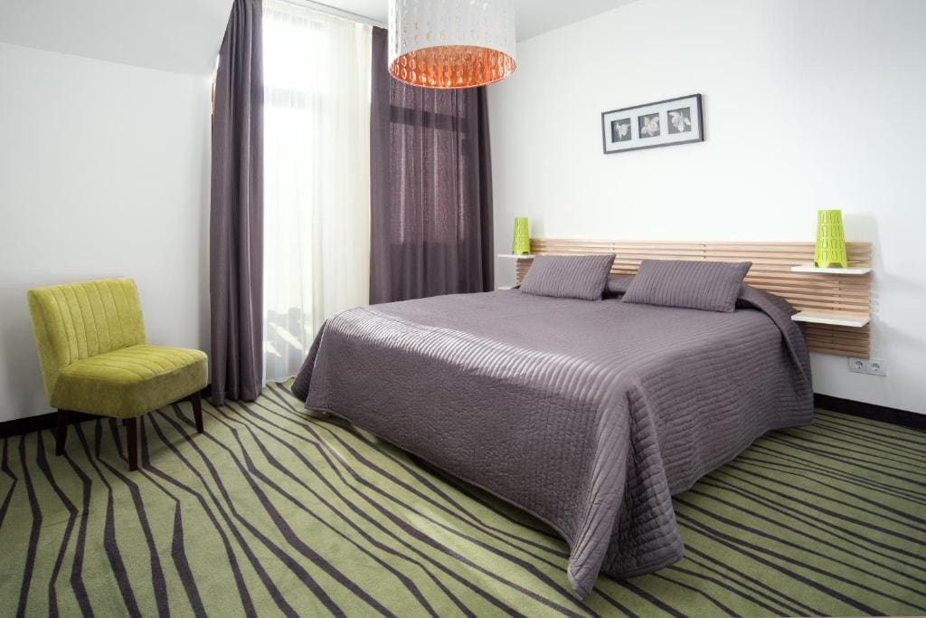 Apartment with Balcony room - Image 1