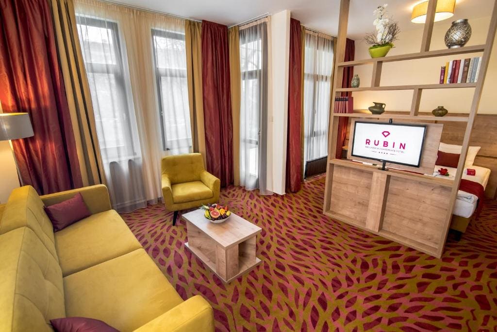 Deluxe Double or Twin Room with Garden View room - Image 1