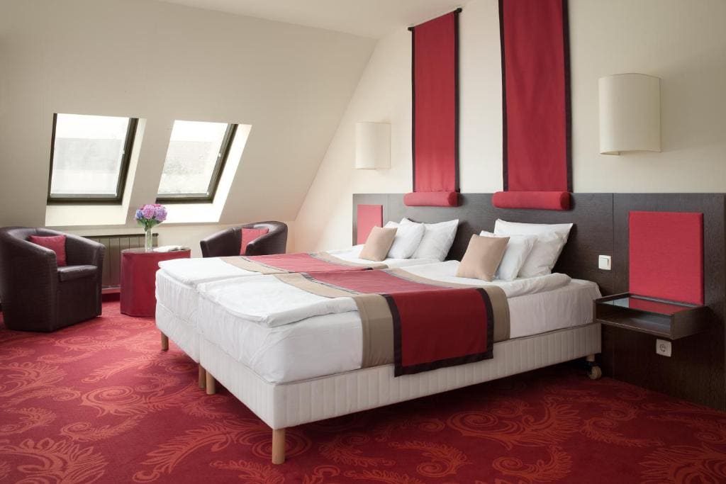 Standard Double or Twin Room room - Image 1