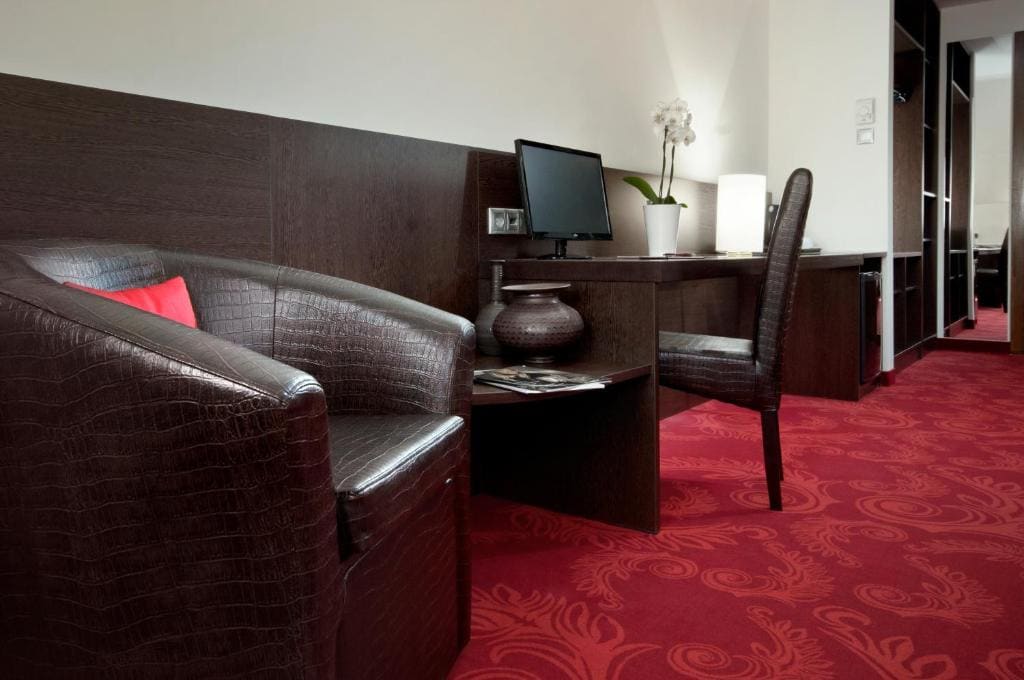 Superior Double Room room - Image 2