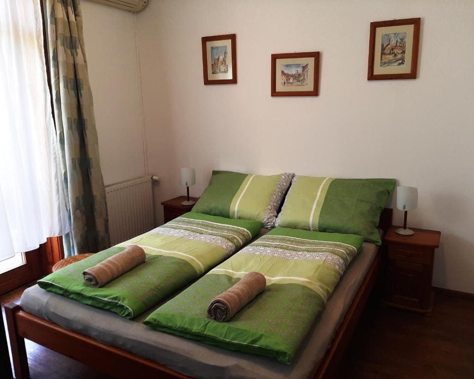 Standard Queen Room room - Image 2