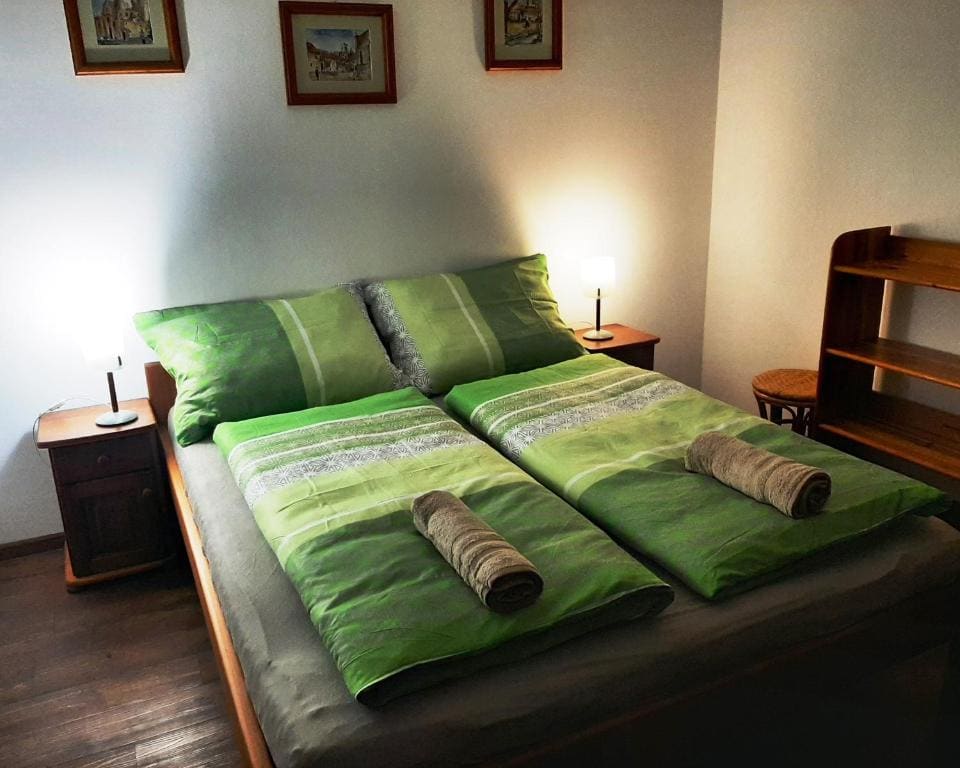 Standard Queen Room room - Image 1