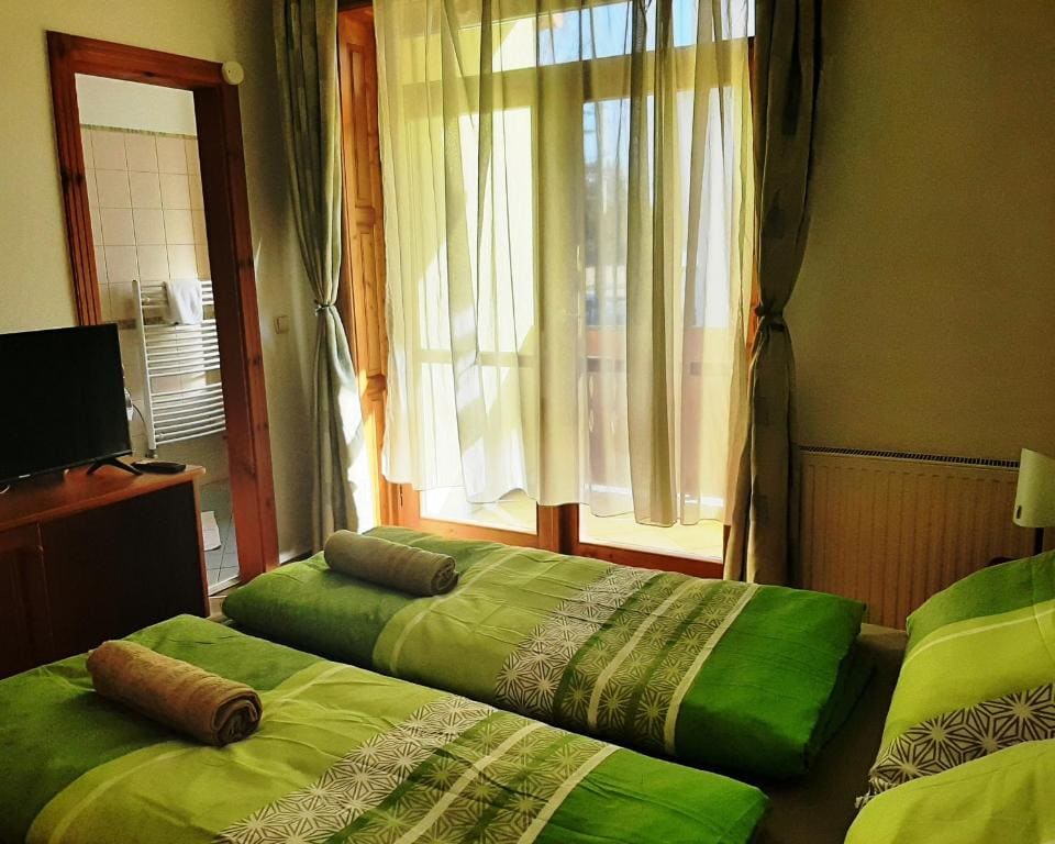 Standard Queen Room room - Image 3