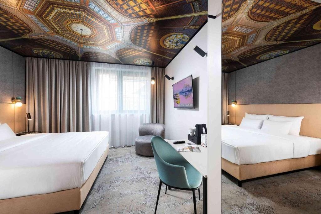 Superior Double Room room - Image 2