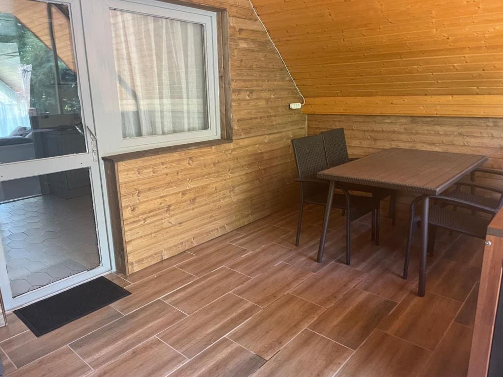 Two-Bedroom Apartment with Terrace room - Image 3