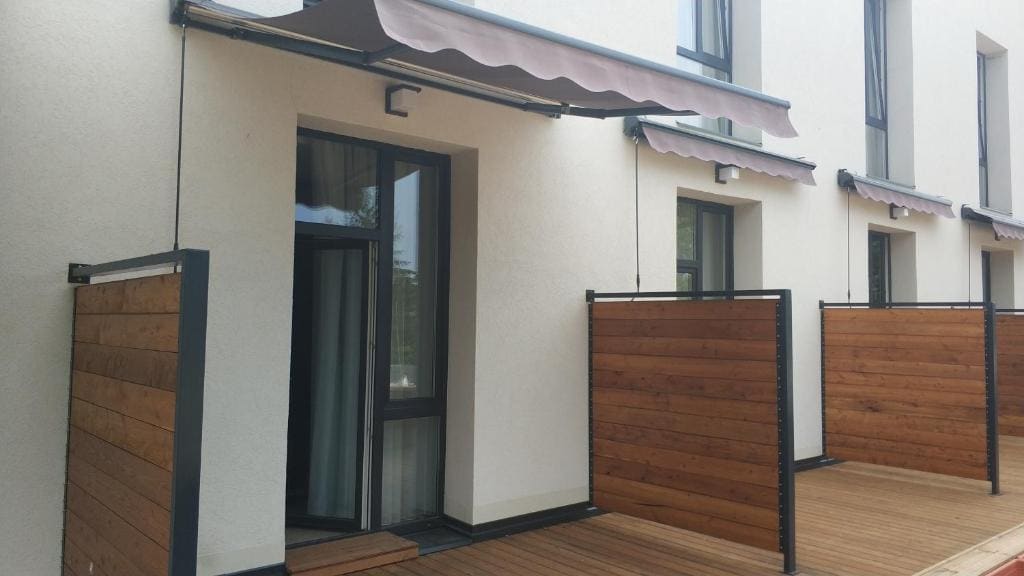 Deluxe Double or Twin Room with Balcony room - Image 2