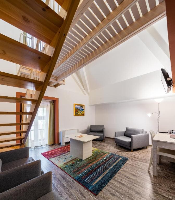 Duplex Family Suite room - Image 3