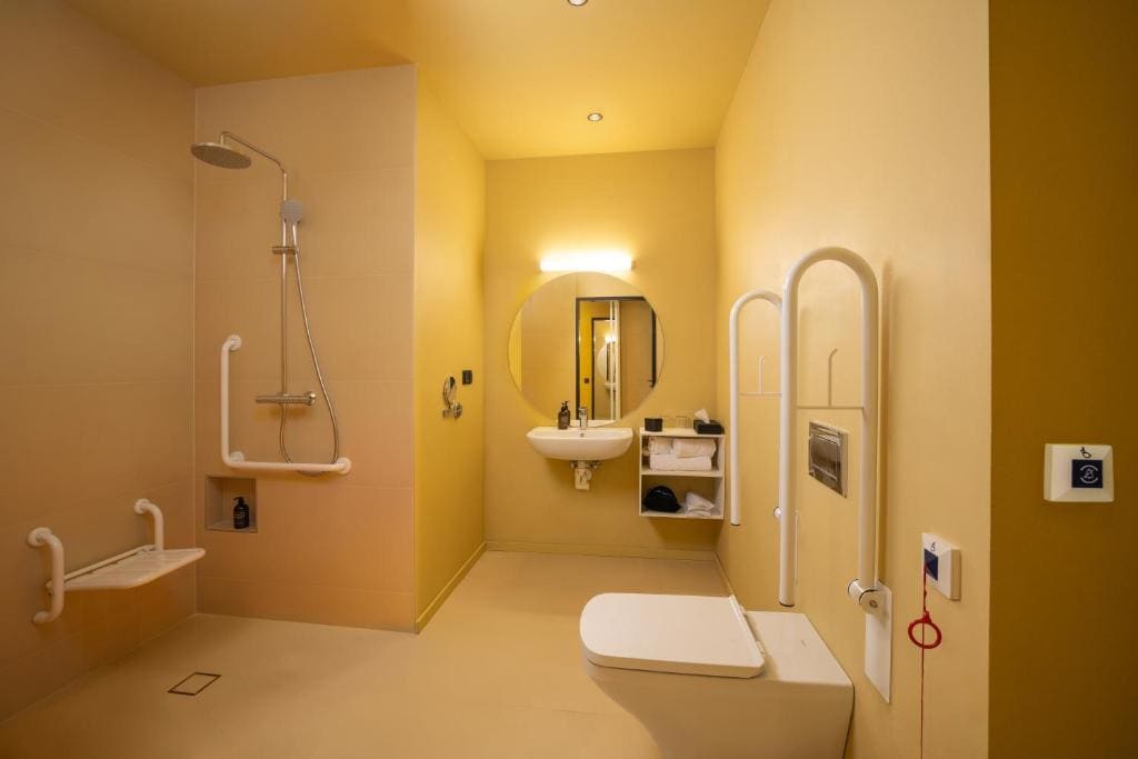 Double Room - Disability Access room - Image 2