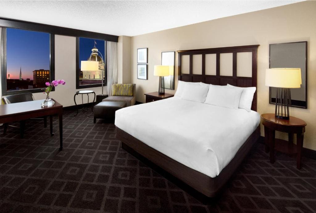 King Room with City View room - Image 3