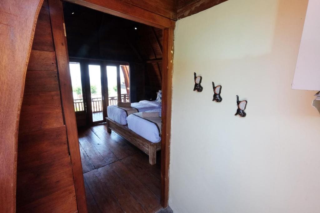 Superior Upstair Seaview room - Image 3