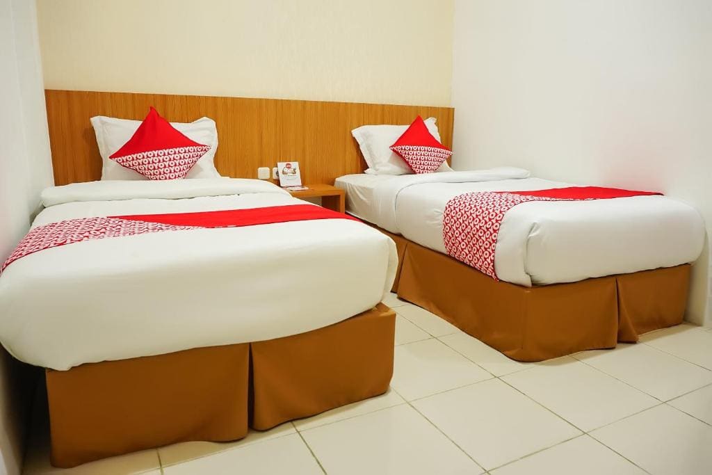 Standard Twin Room room - Image 2