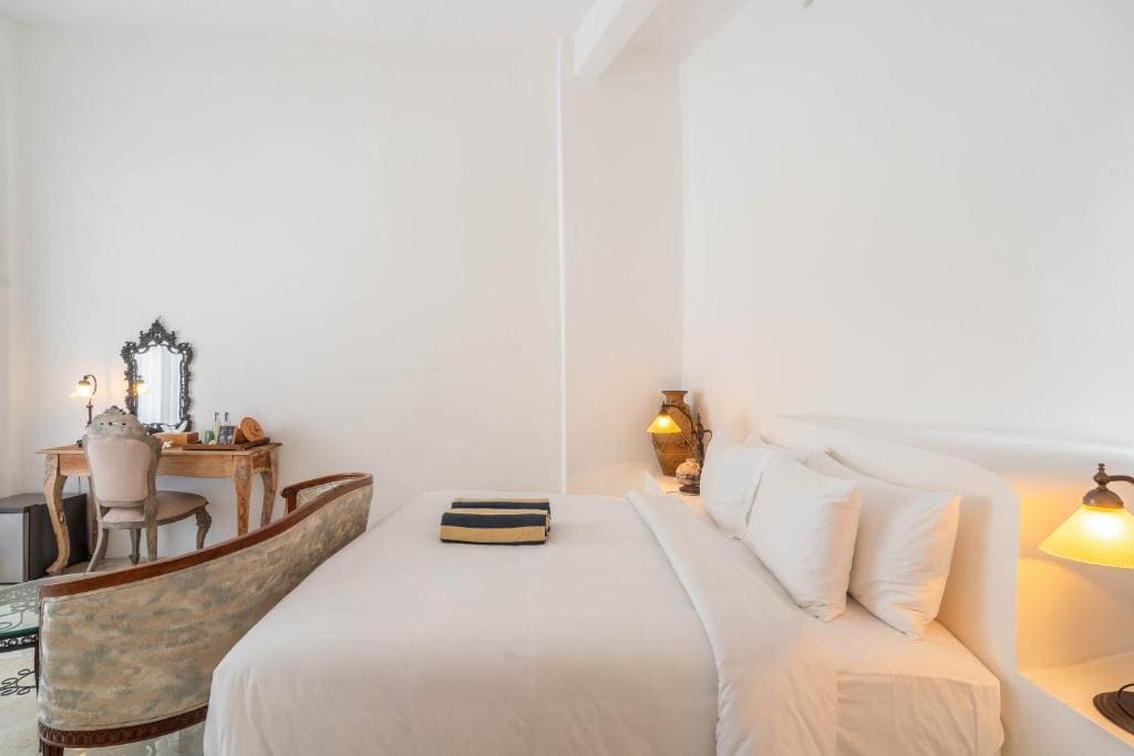 Deluxe Room room - Image 1