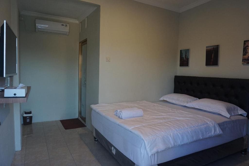 Standard King Room room - Image 1