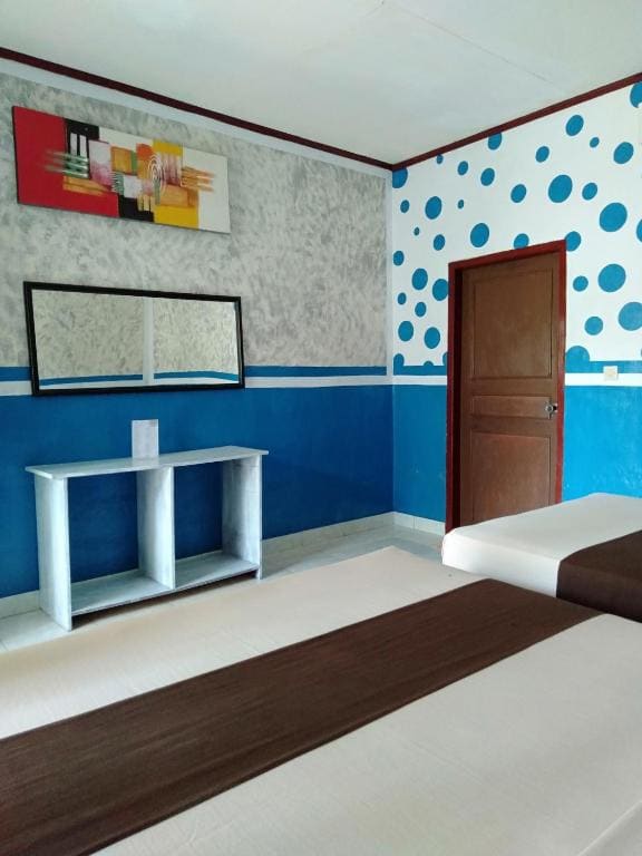 Standard Double or Twin Room room - Image 3
