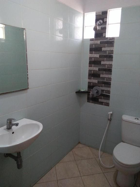 Standard Twin Room room - Image 2