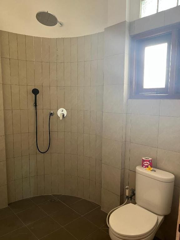 Four-Bedroom Holiday Home room - Image 1