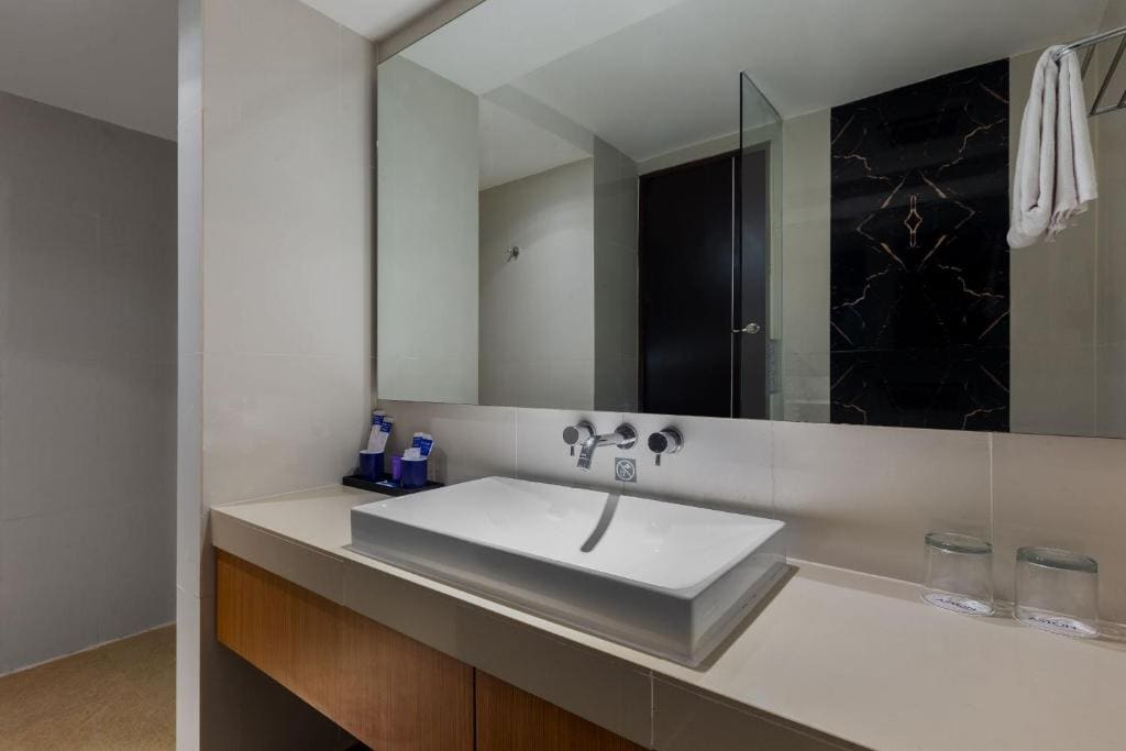 Executive Balcony room - Image 3