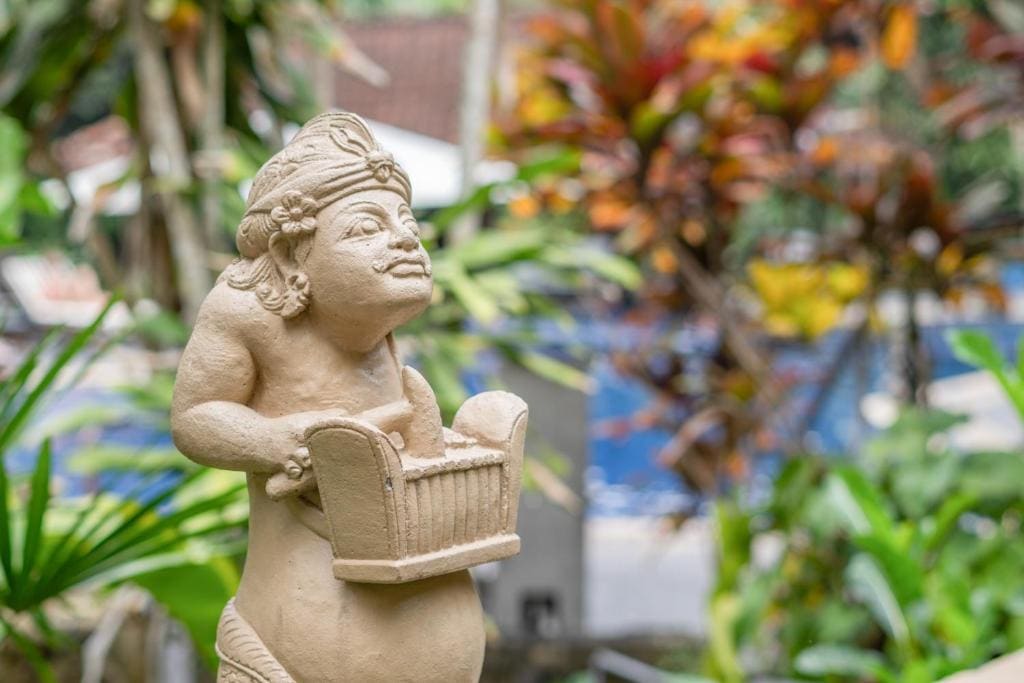 Junior Suite with Pool View room - Image 2