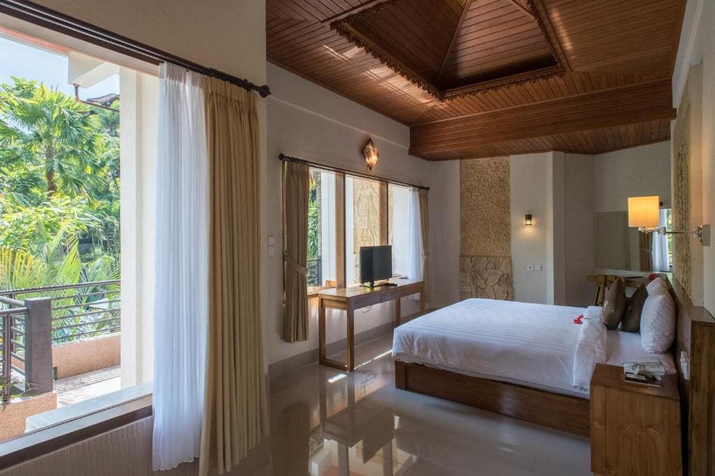 Suite with River View room - Image 3