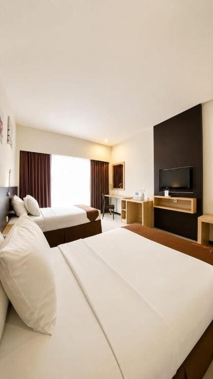 Double Room with Balcony room - Image 1