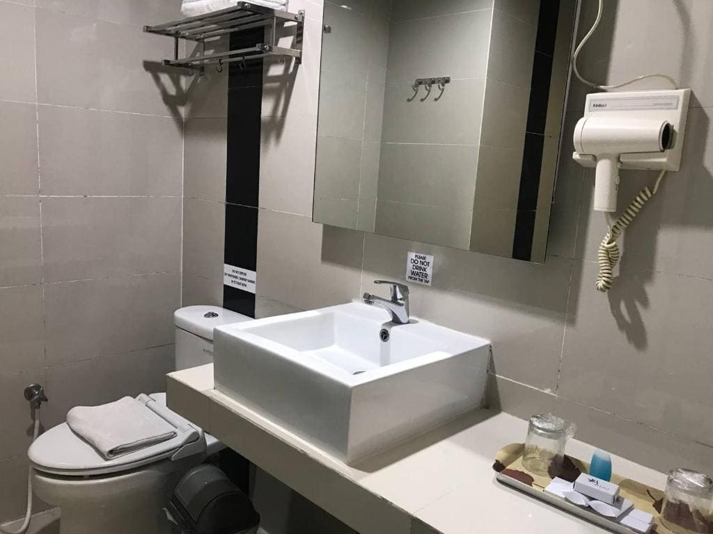 Superior Double or Twin Room room - Image 3