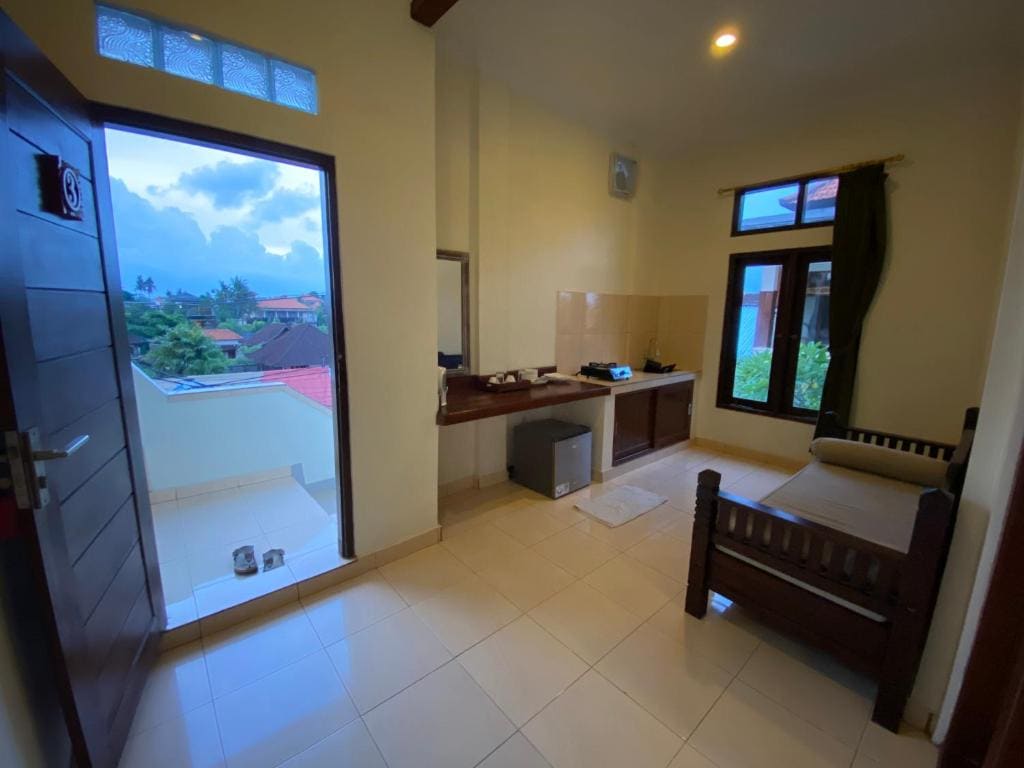 Deluxe Double or Twin Room with Balcony room - Image 2