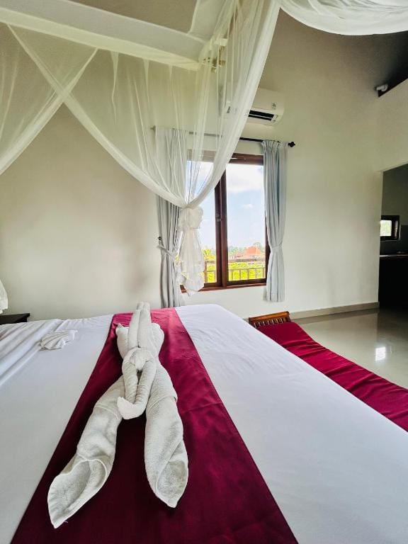 Deluxe Double Room with Balcony room - Image 1