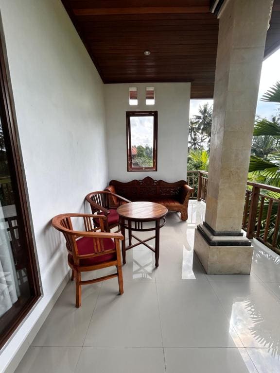 Deluxe Double Room with Balcony room - Image 3