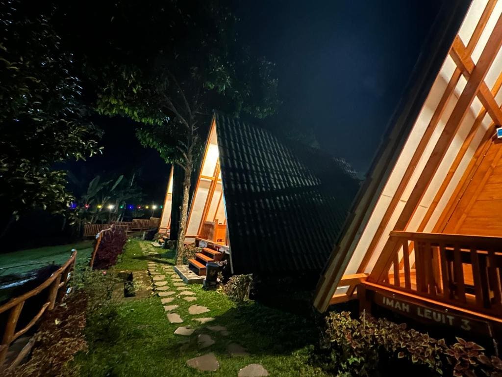 Tent room - Image 3