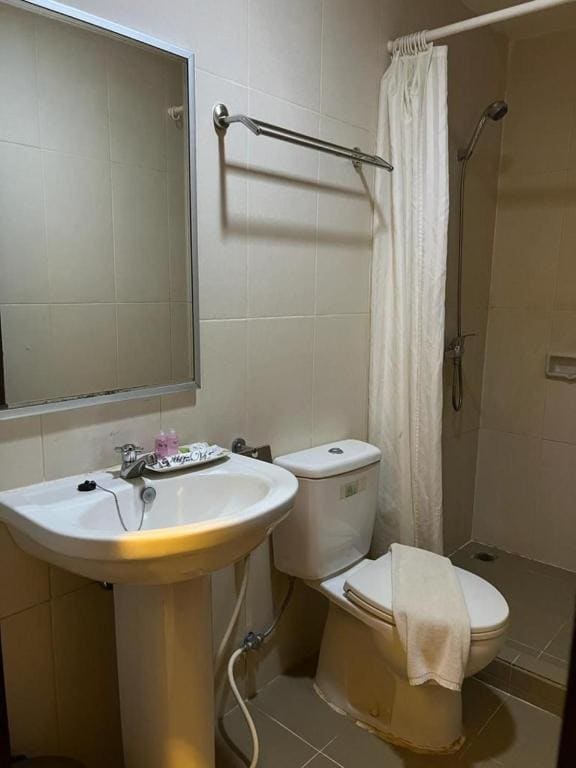Standard Twin Room room - Image 3